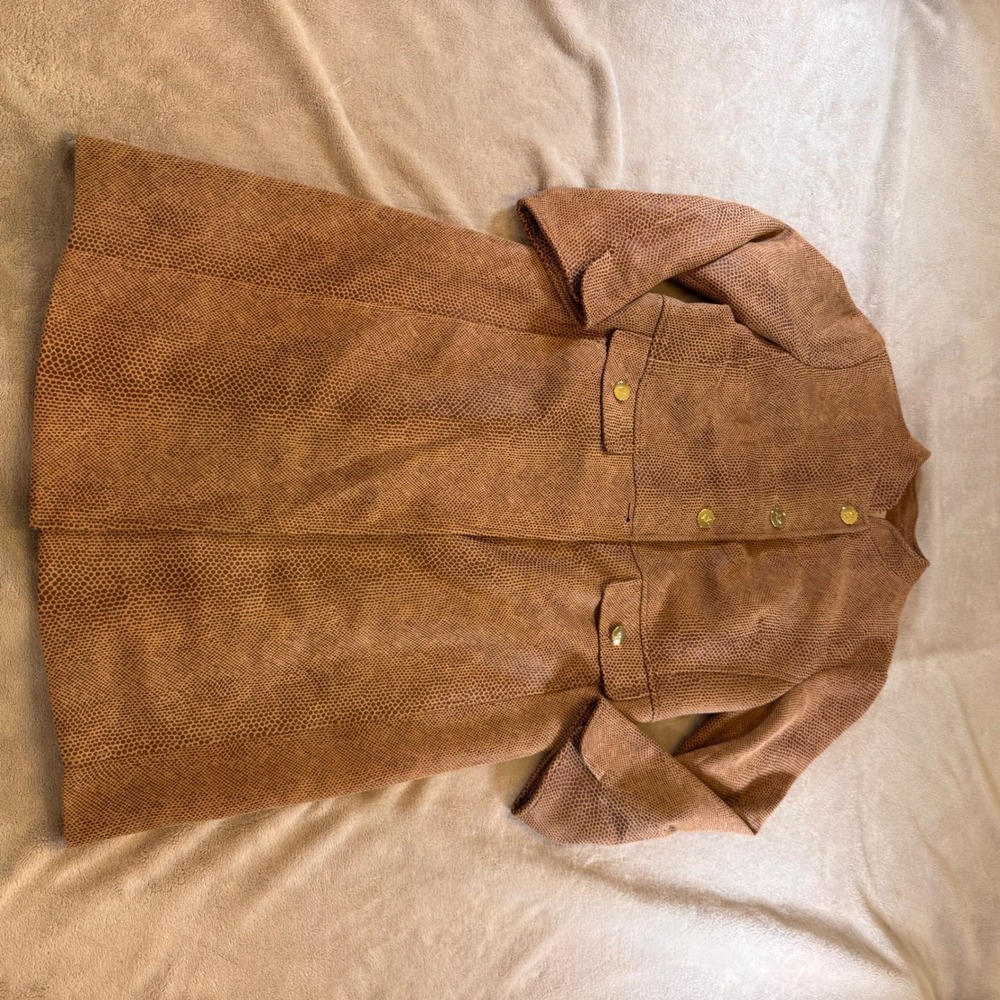 Faux Reptile Snakeskin Long Statement Coat Gold Buttons Brown Chic Sz M *FLAW - Picture 11 of 13